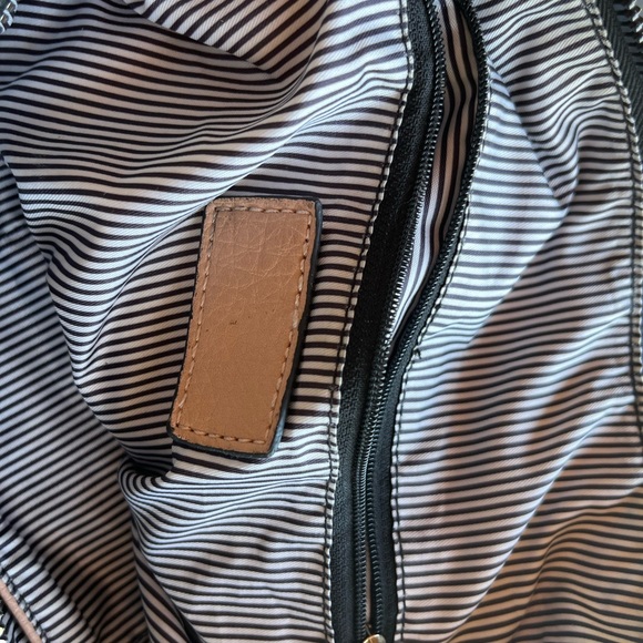 Vegan Nude Color Cross Body Bag , Half Moon - Picture 6 of 13